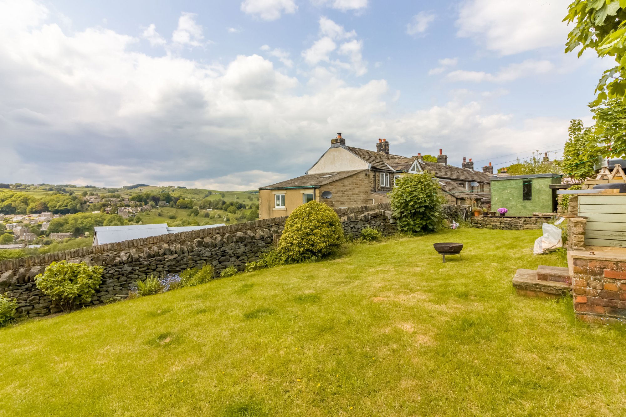 Photos of Cliff Road, Holmfirth HD9 64786231 PrimeLocation