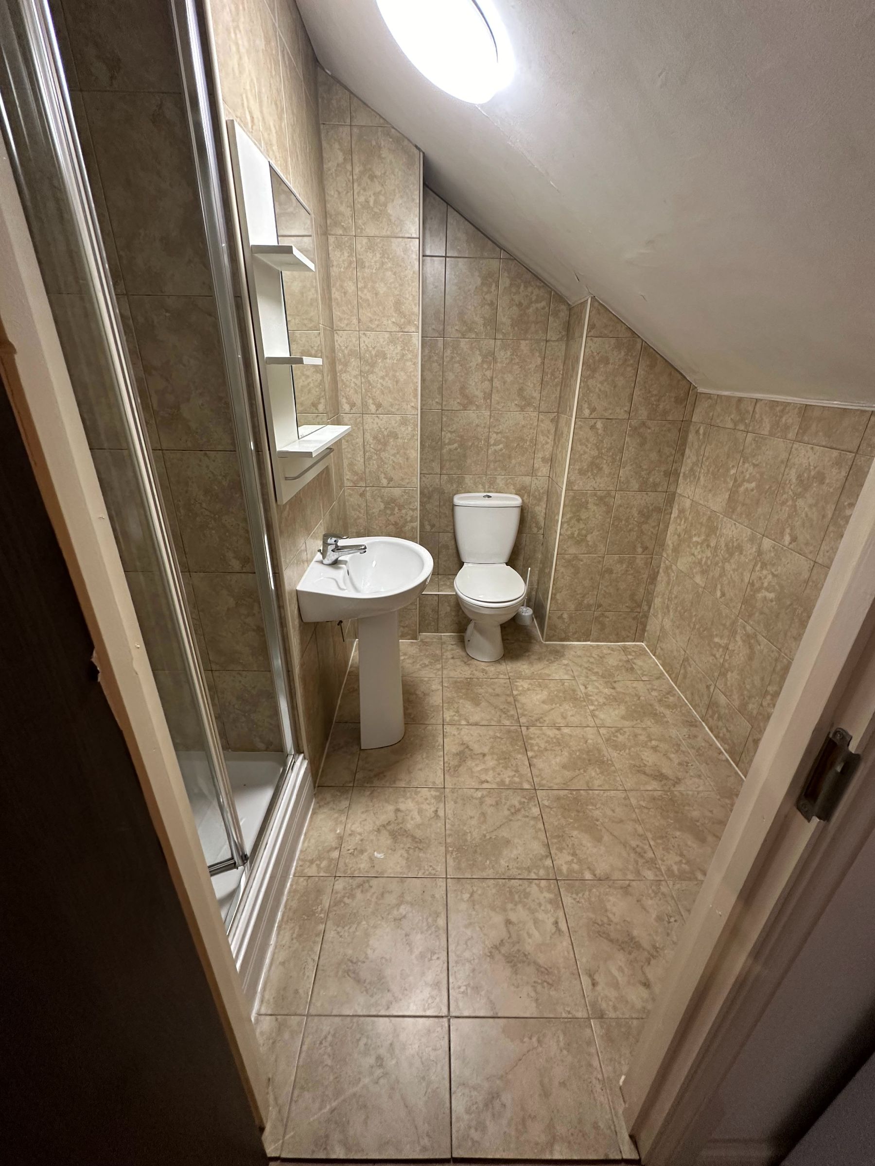 Room 7, 43 Newark Road, Lincoln photo 5