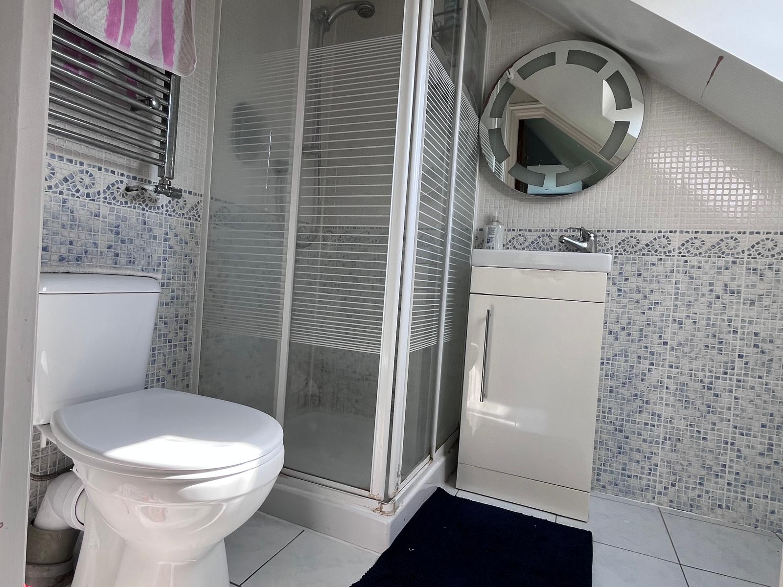 29, Daleham Drive, Uxbridge photo 4