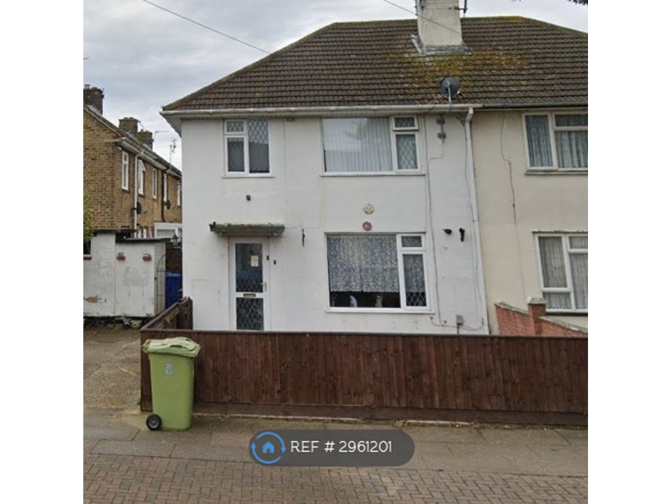 Winchester Avenue, Grimsby photo 4