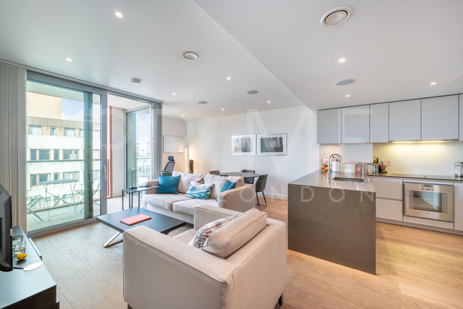 7 bedroom semi-detached house for sale in London