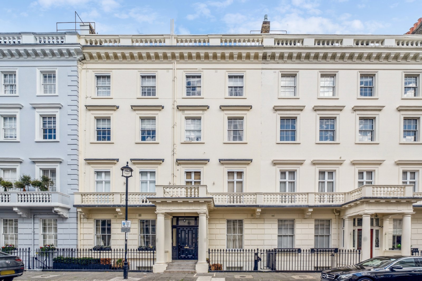 2 bedroom flat for sale 0