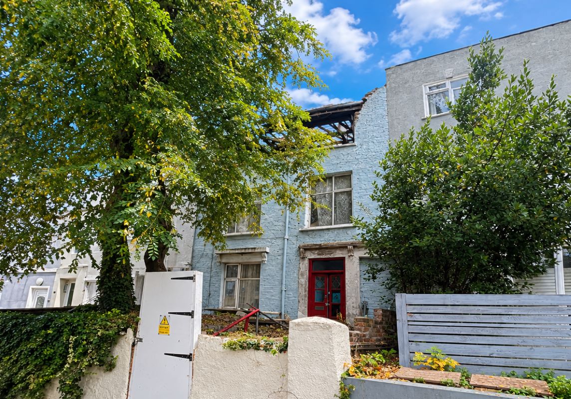 Brookhill Road, London photo 2
