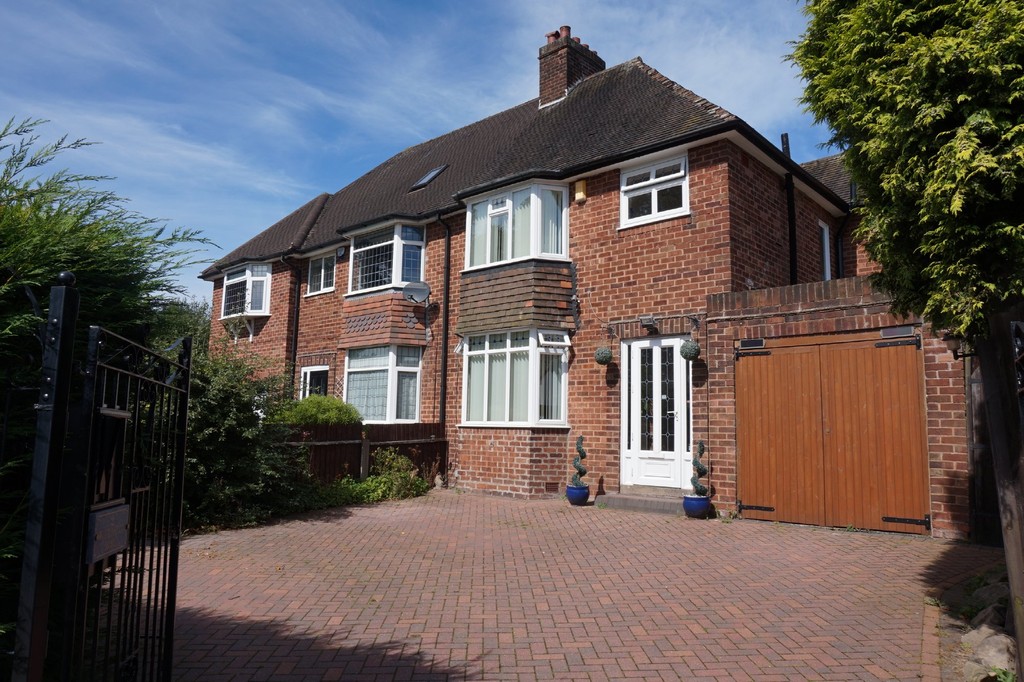 Free property report 2 Willmott Road, Sutton Coldfield, B75 5NS Chimnie