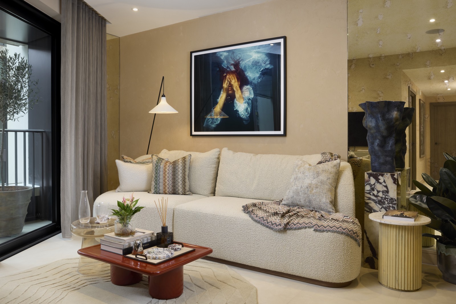 2 bedroom flat for sale 0