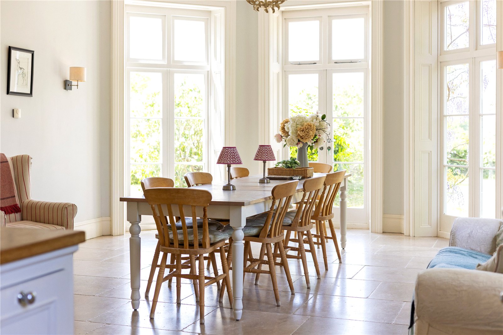 6 bedroom detached house for sale 0