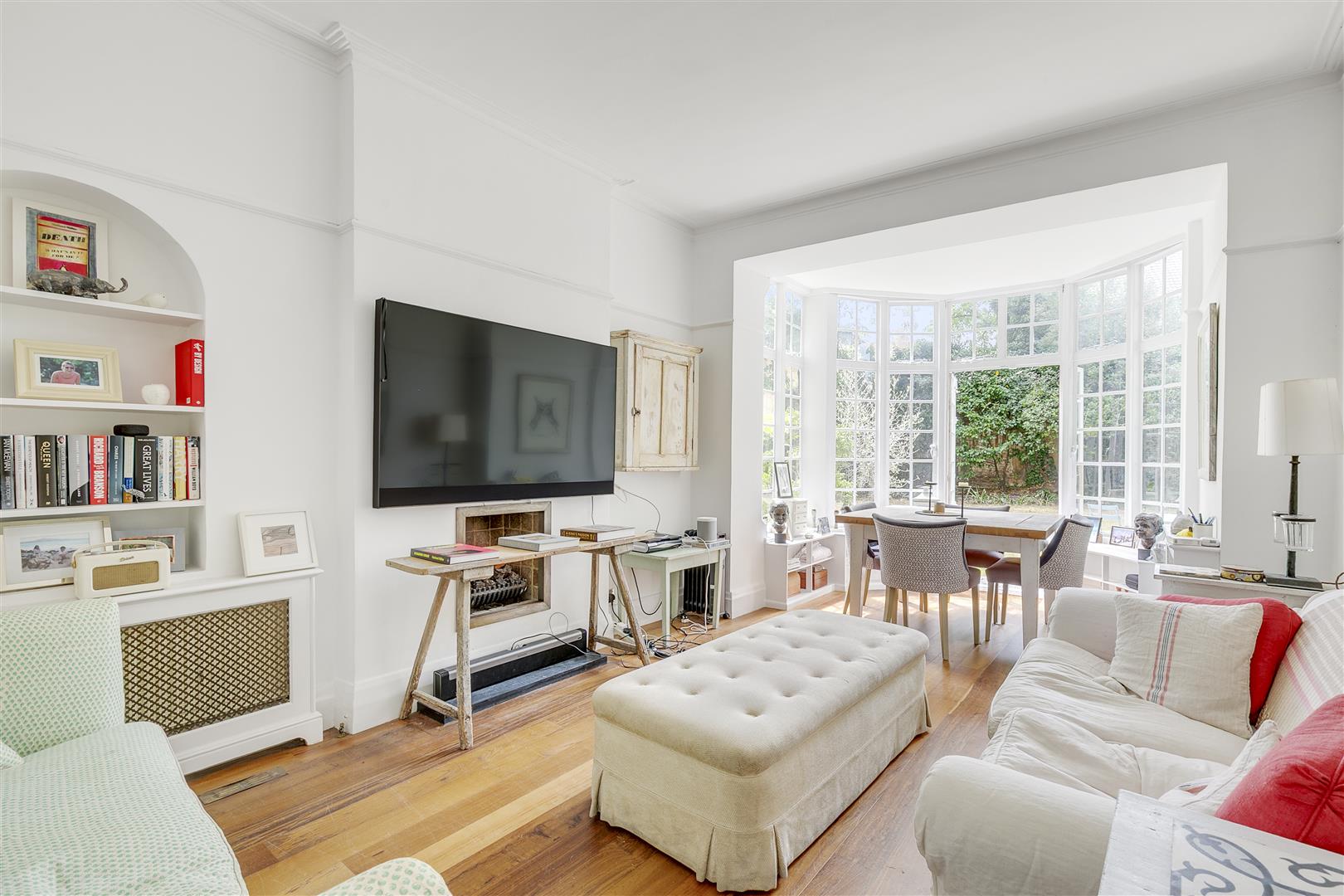 3 bedroom flat for sale 0