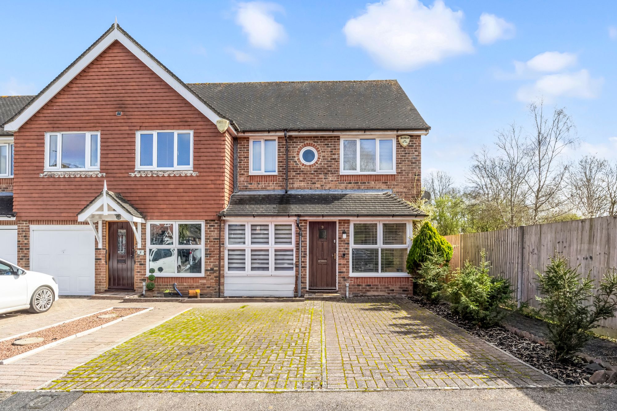 9 Bakers Close, Horsham photo 4