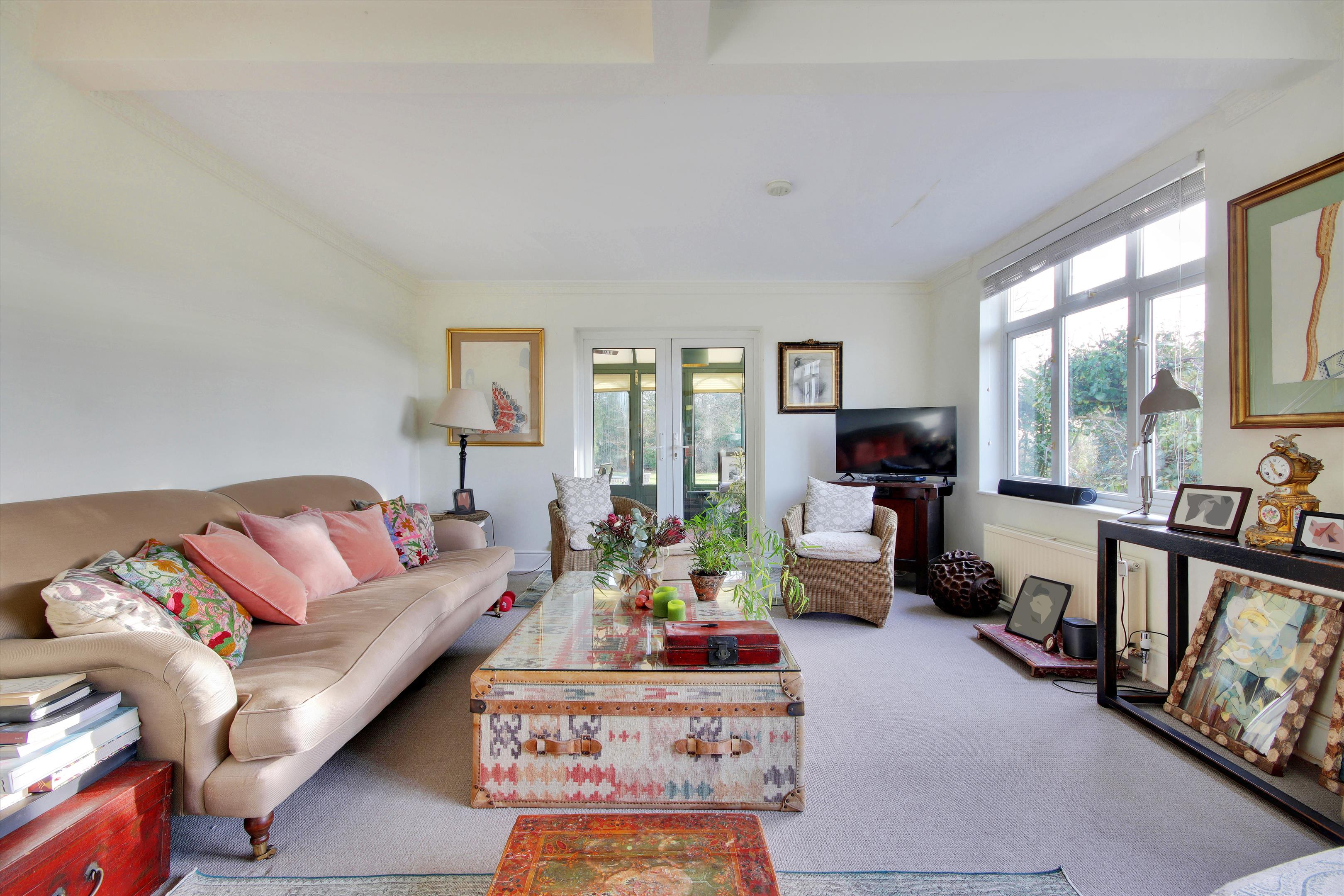 4 bedroom detached house for sale 0