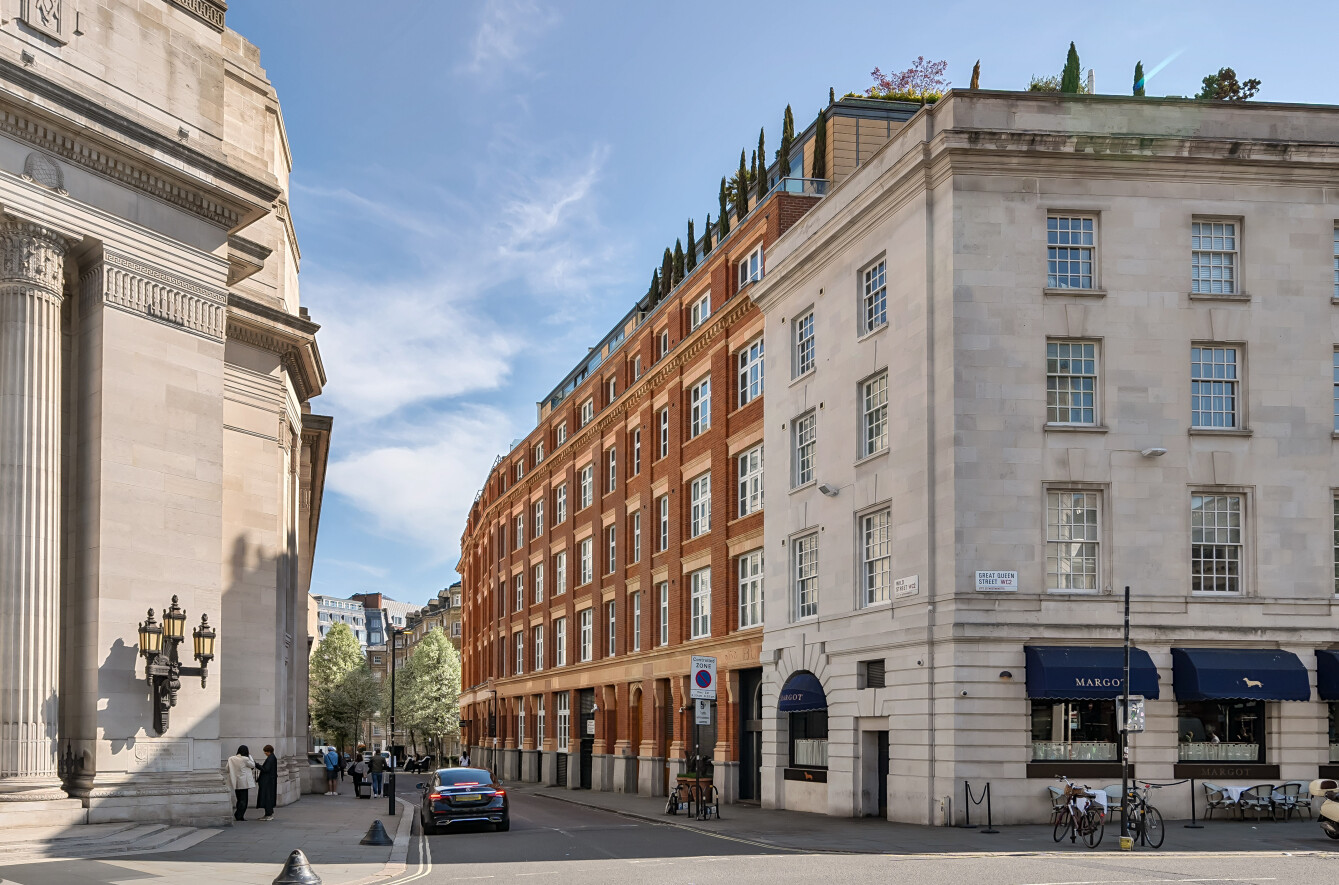 2 bedroom flat for sale 0