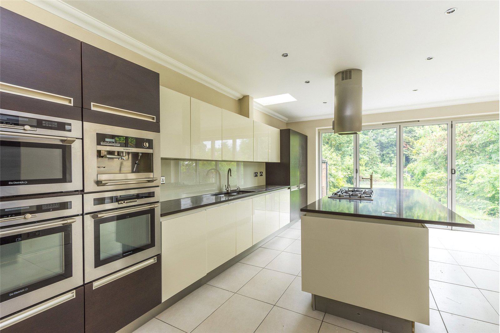 25, Malford Grove, London photo 3