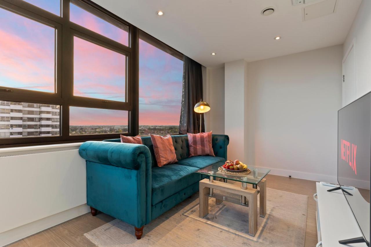 Flat 40, Staines Road West, Sunbury-On-Thames, Surrey TW16, Sunbury on Thames photo 4