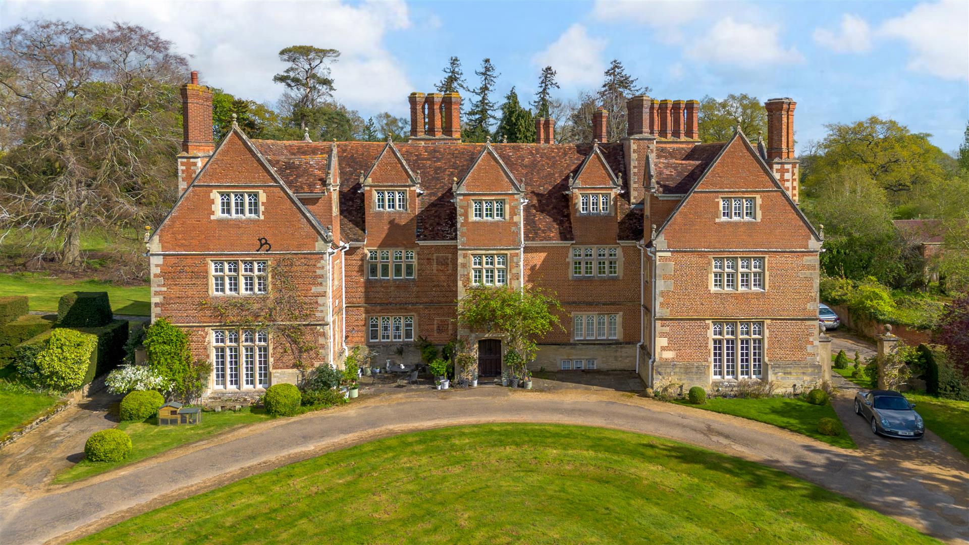5 bedroom country house for sale 0