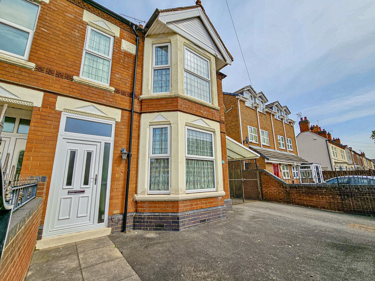 Photos of Camp Hill Road, Nuneaton CV10 67156729 PrimeLocation