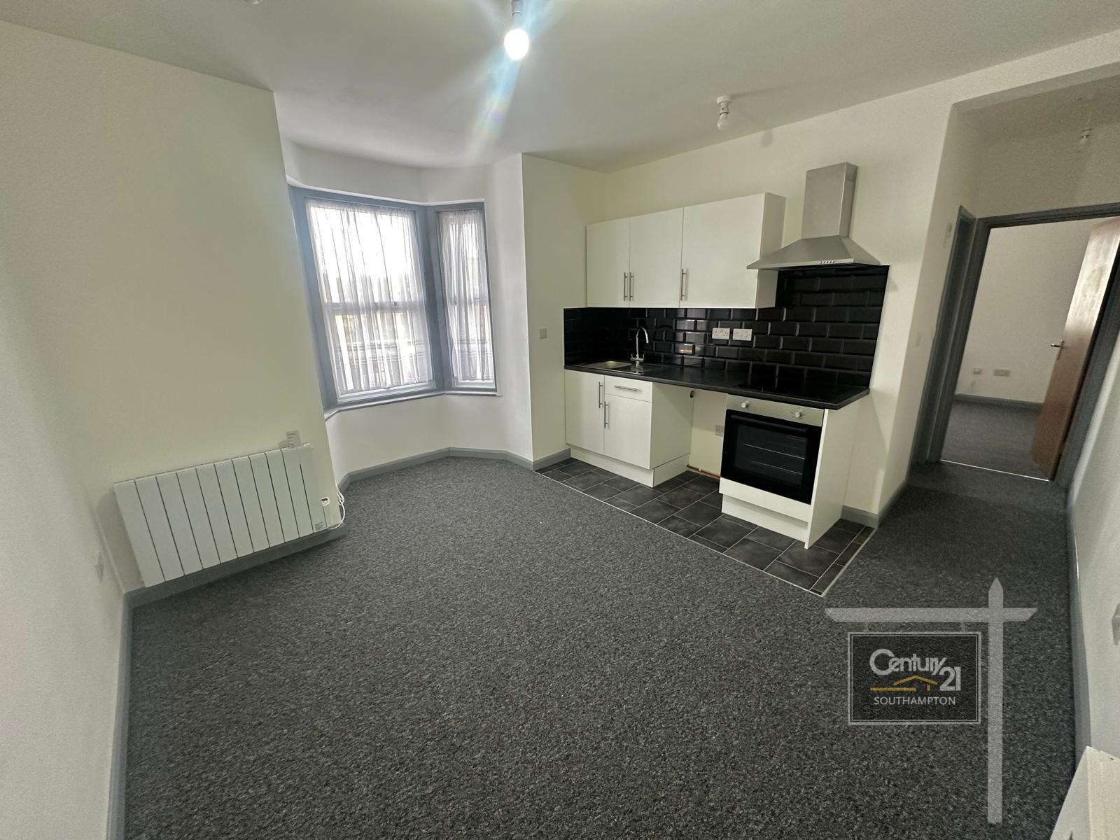 Flat 5,  98, Bitterne Road West, SOUTHAMPTON photo 5