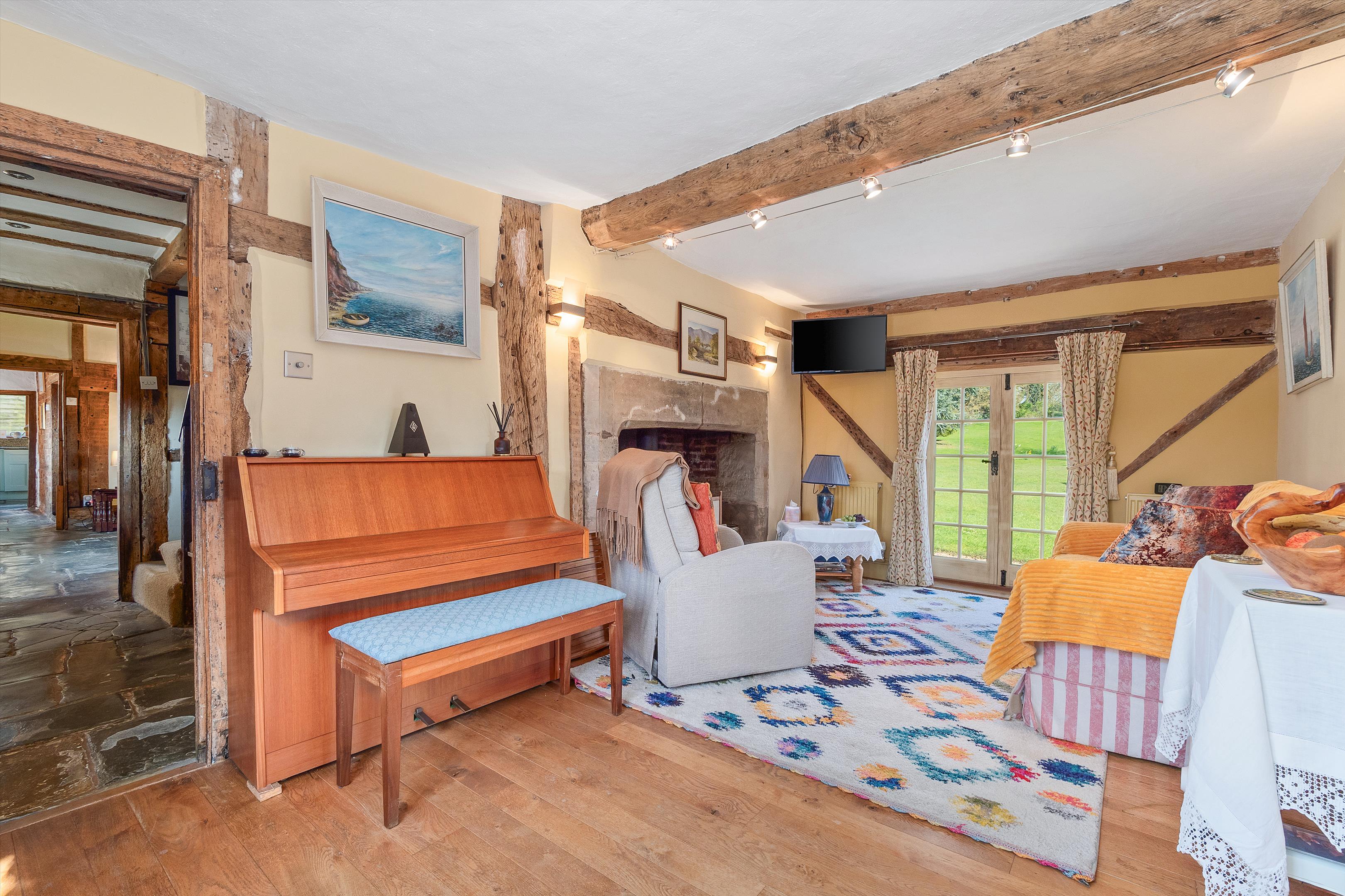 5 bedroom semi-detached house for sale 0