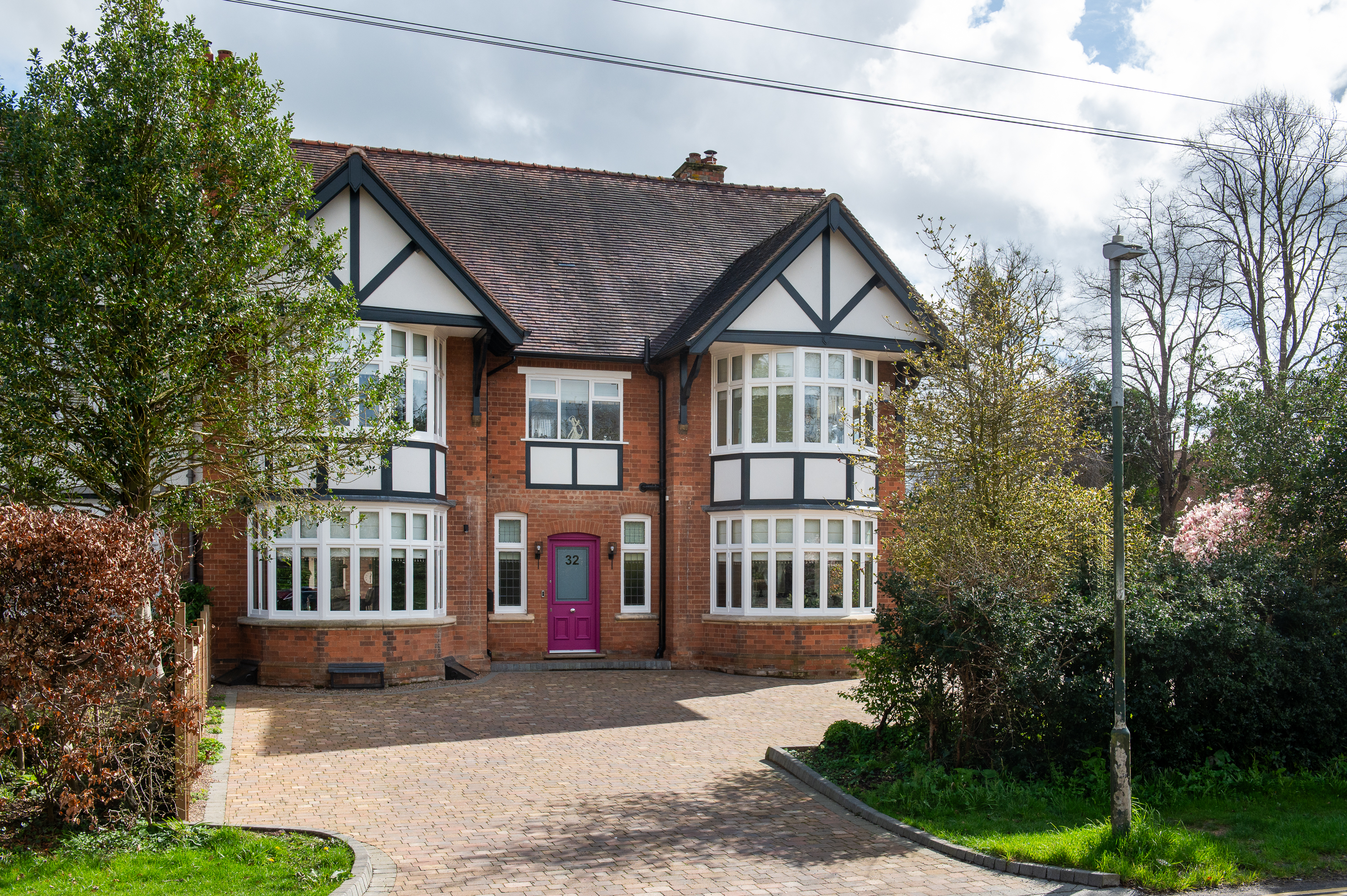 4 bedroom semi-detached house for sale 0