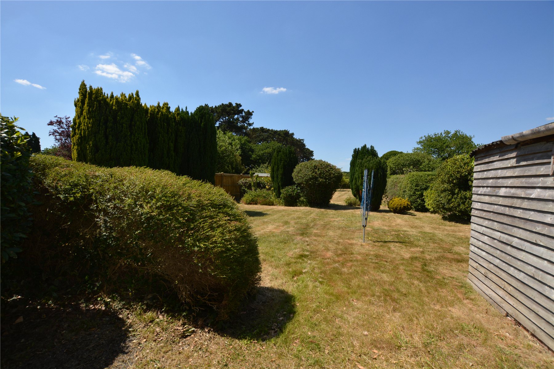 Free property report 20 Hazel Road, Pennington, SO41 8GS Chimnie