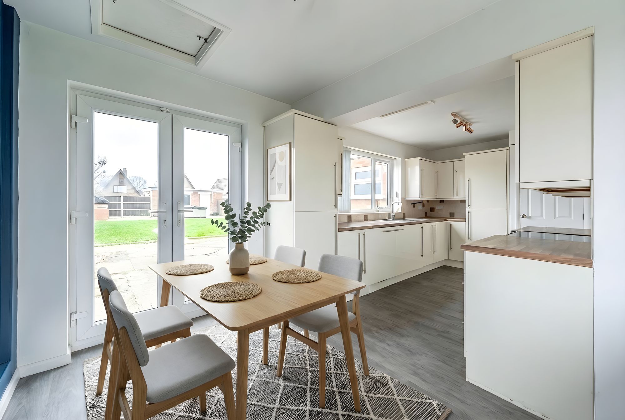 11 Cedar Close, Great Yarmouth photo 3