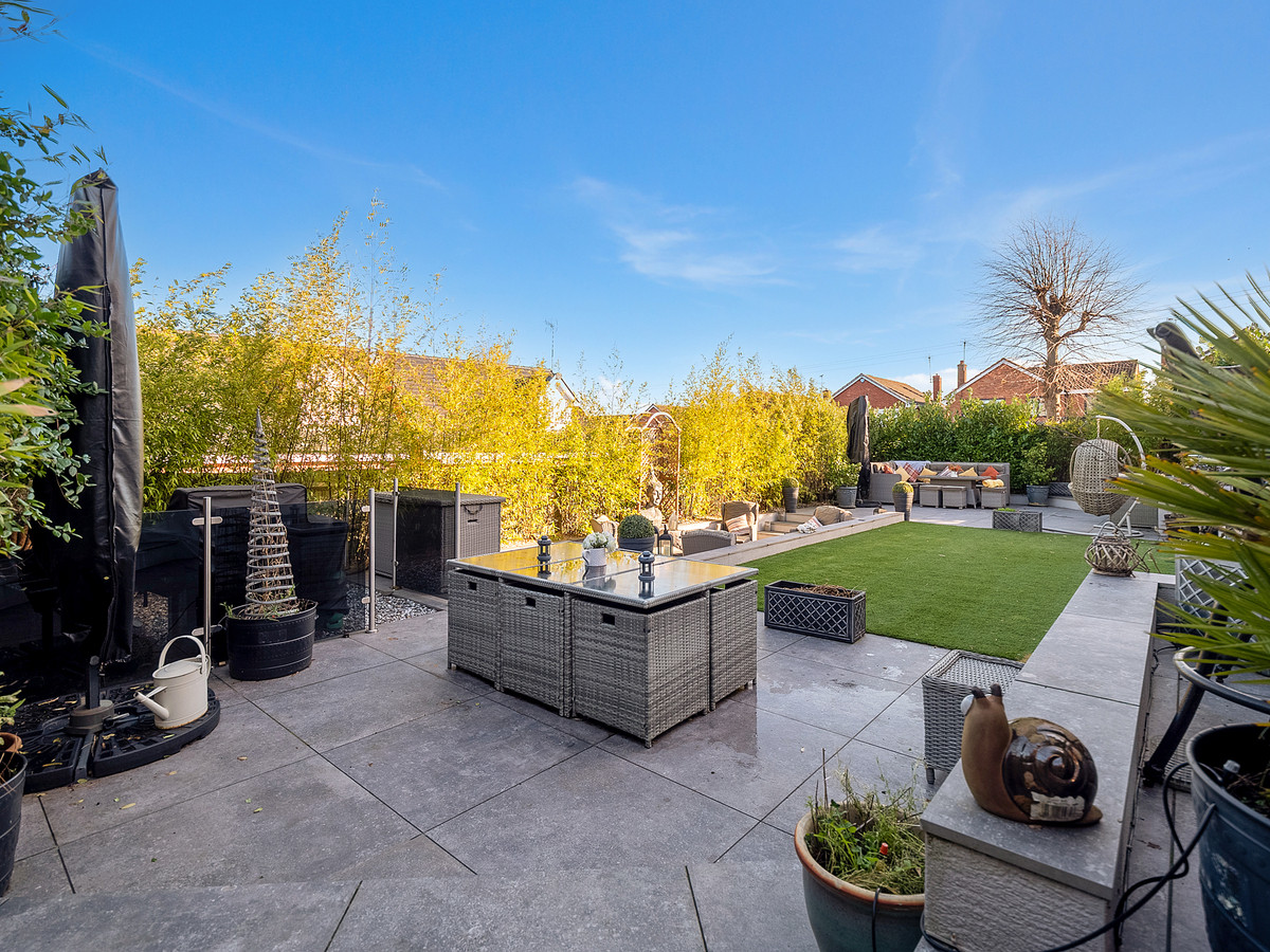 Photos of Church Walk Atherstone, Warwickshire CV9 66650171