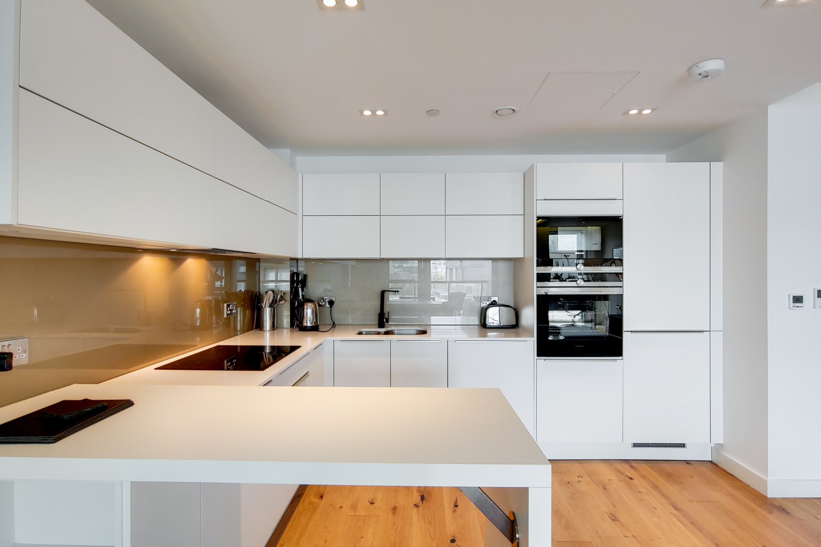 2 bedroom new flat for sale 0