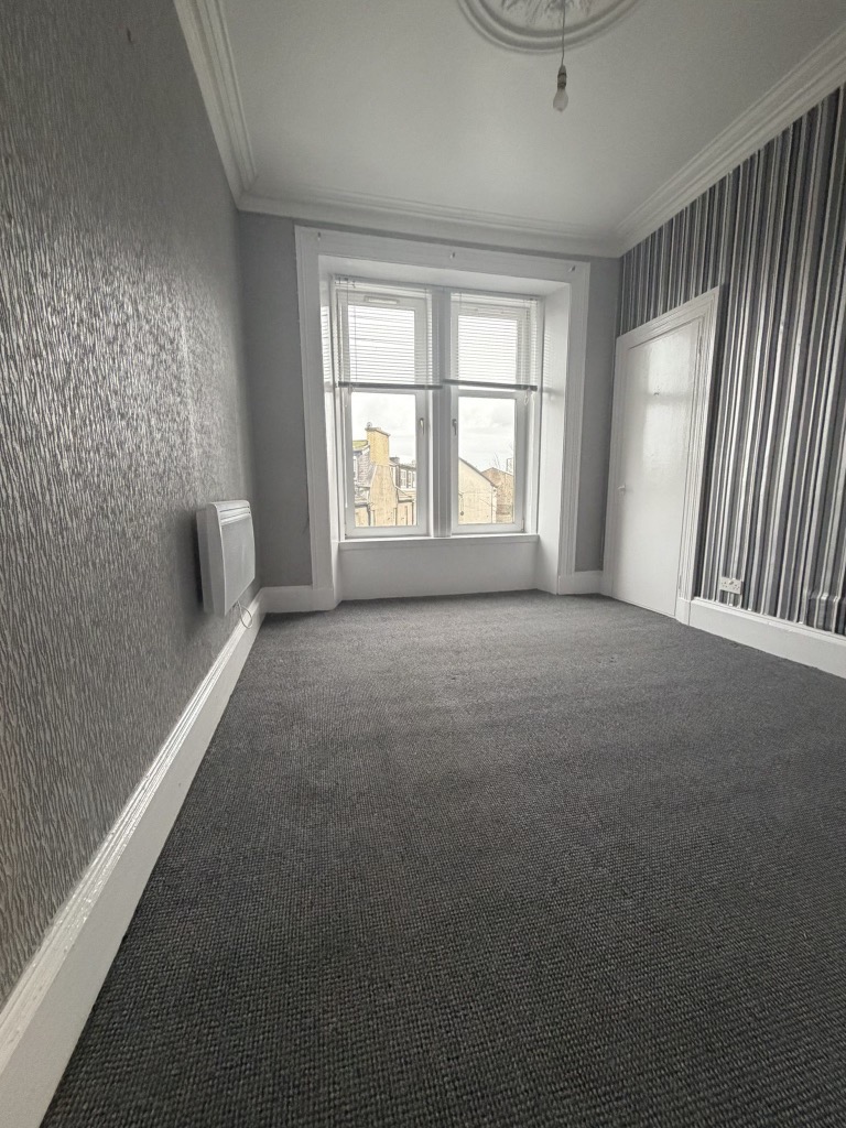 Top Right, 10, Murdieston Street, Greenock photo 4