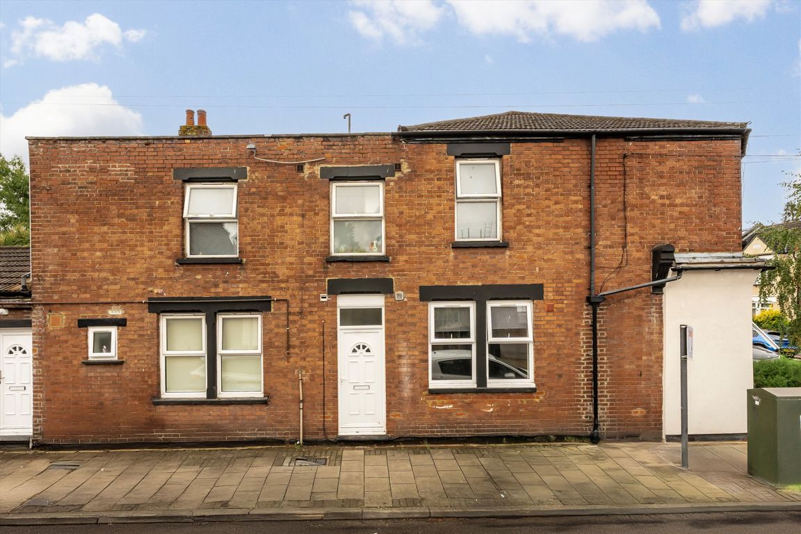 Room 1, 117, Roxborough Road, Harrow photo 4