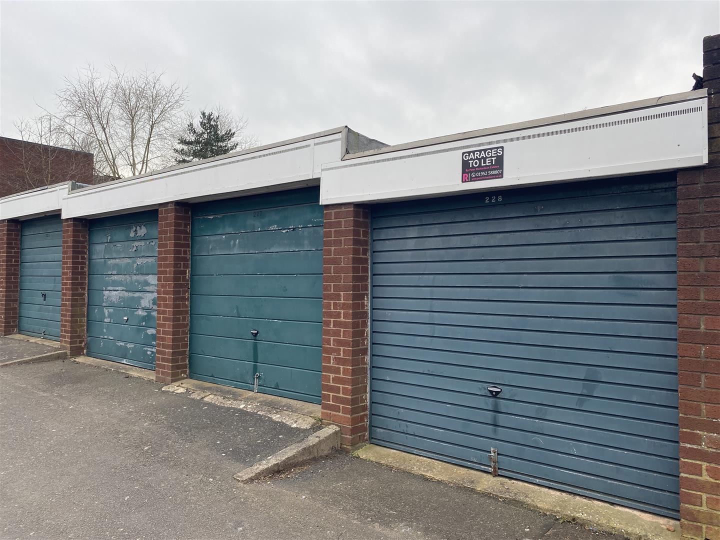 265 Burford, Telford, TF3 1LT - listing photo