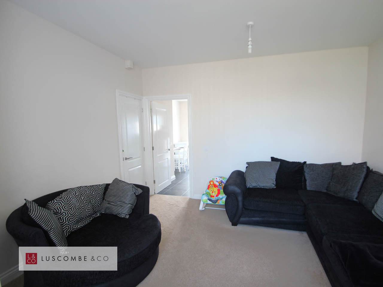 Photos of Loftus Square, Newport NP19 64494145 PrimeLocation