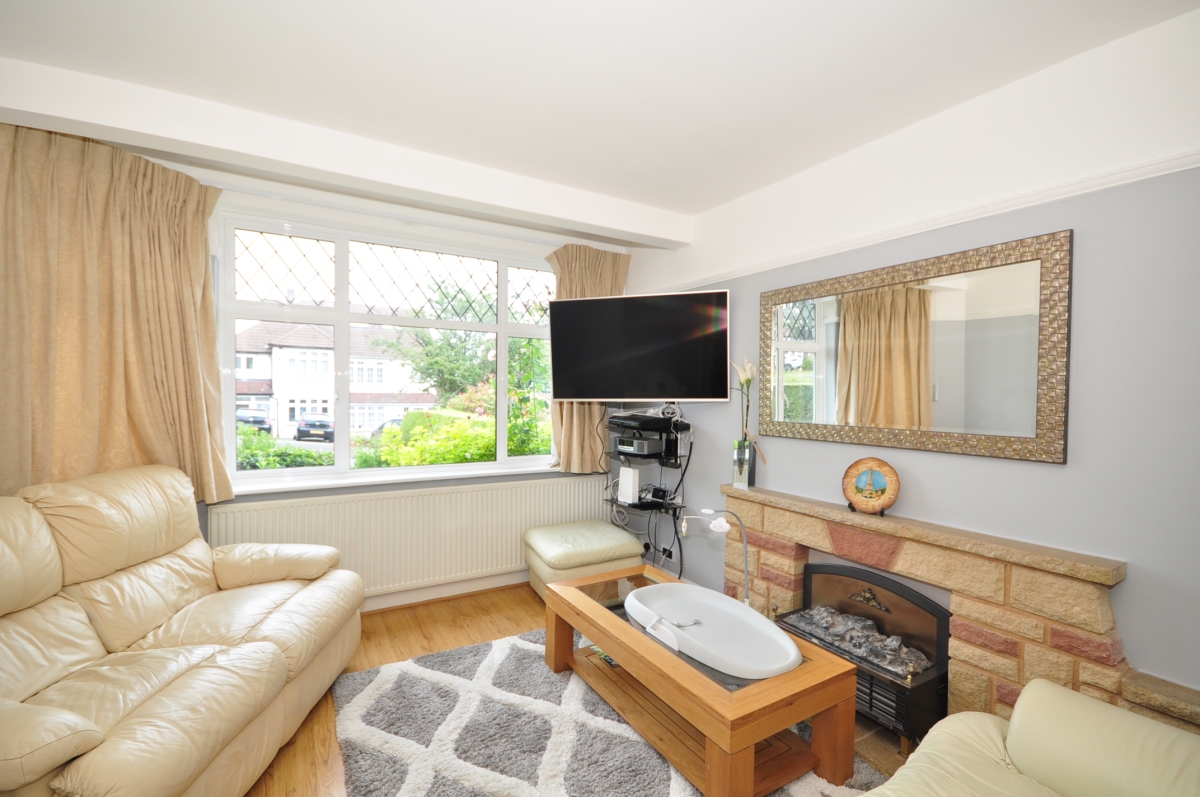 Photos of Chipstead Way, Banstead SM7 63311347 PrimeLocation