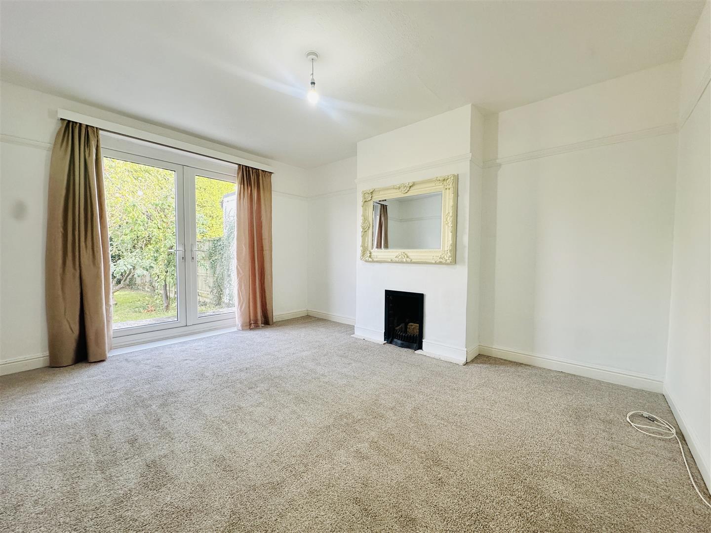 645, Loughborough Road, Leicester photo 4