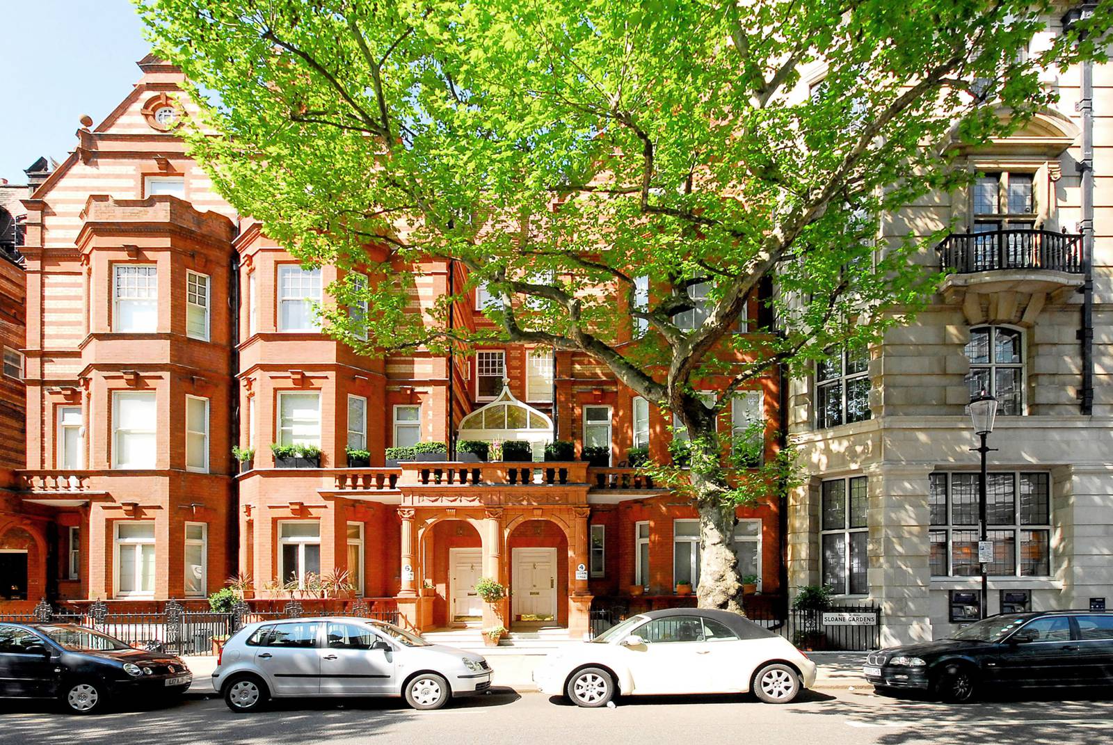 2 bedroom maisonette for sale 0