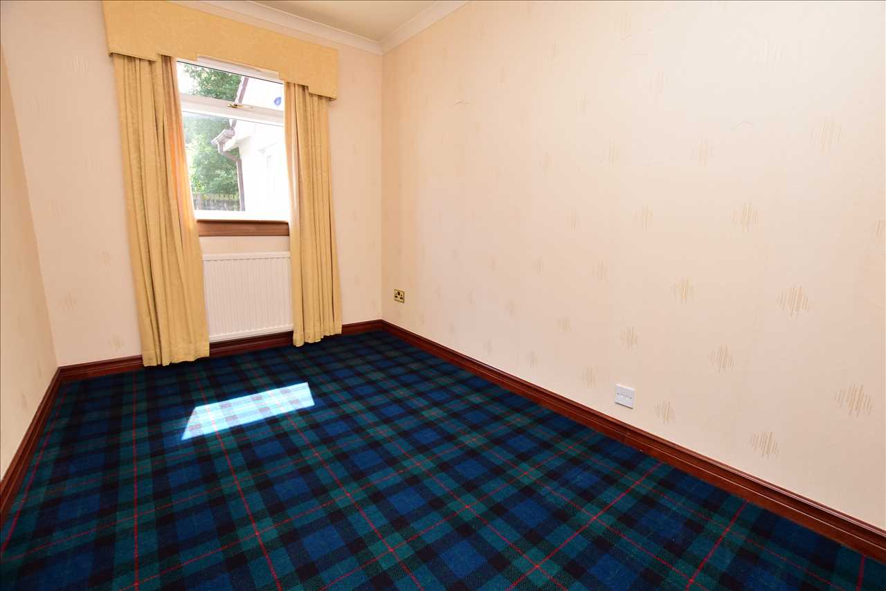 Photos of Heather Row, Carluke ML8 62529471 PrimeLocation