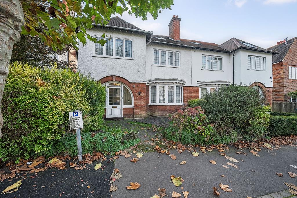 6 bedroom semi-detached house for sale 0