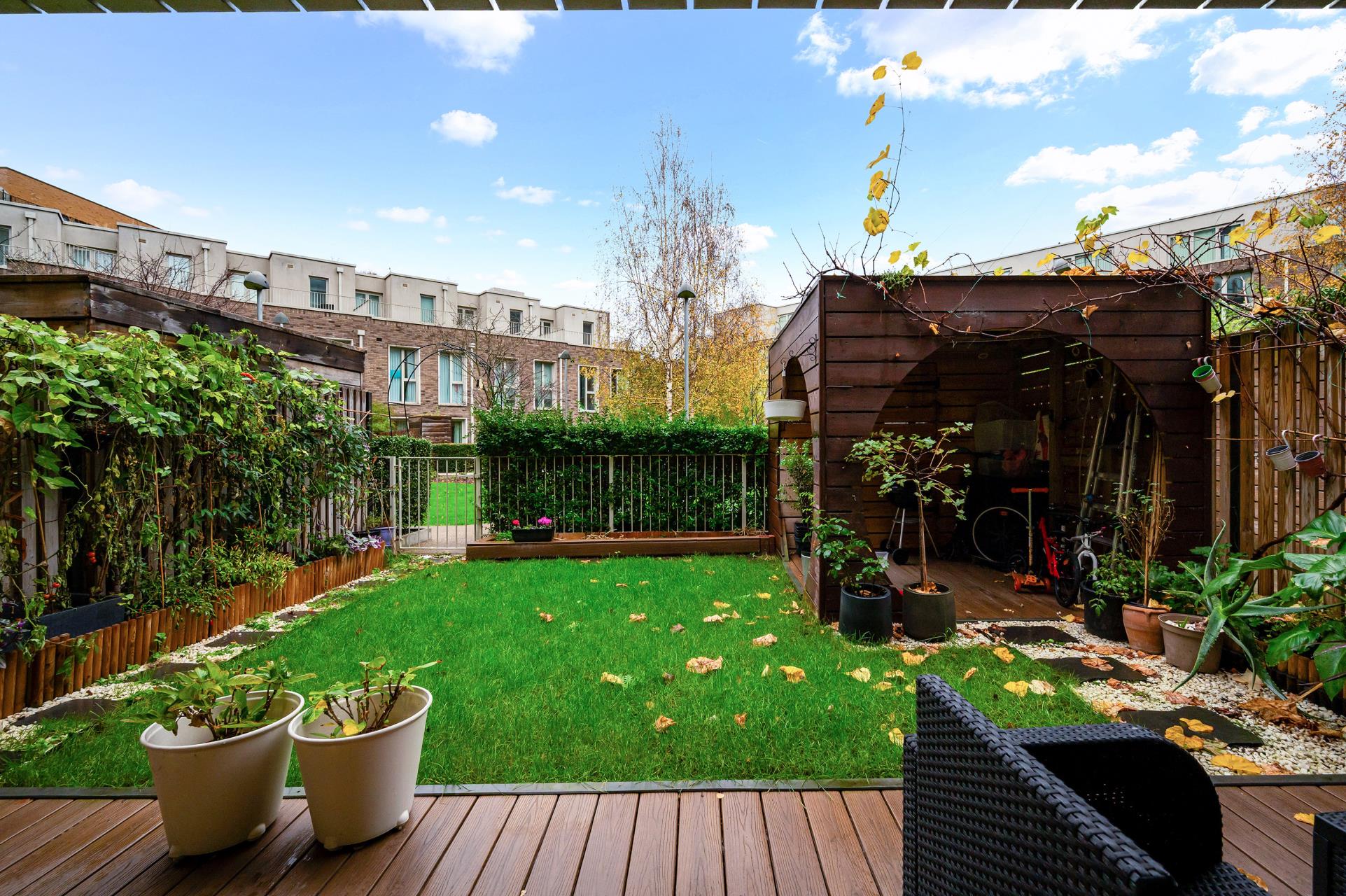 5 bedroom property for sale 0