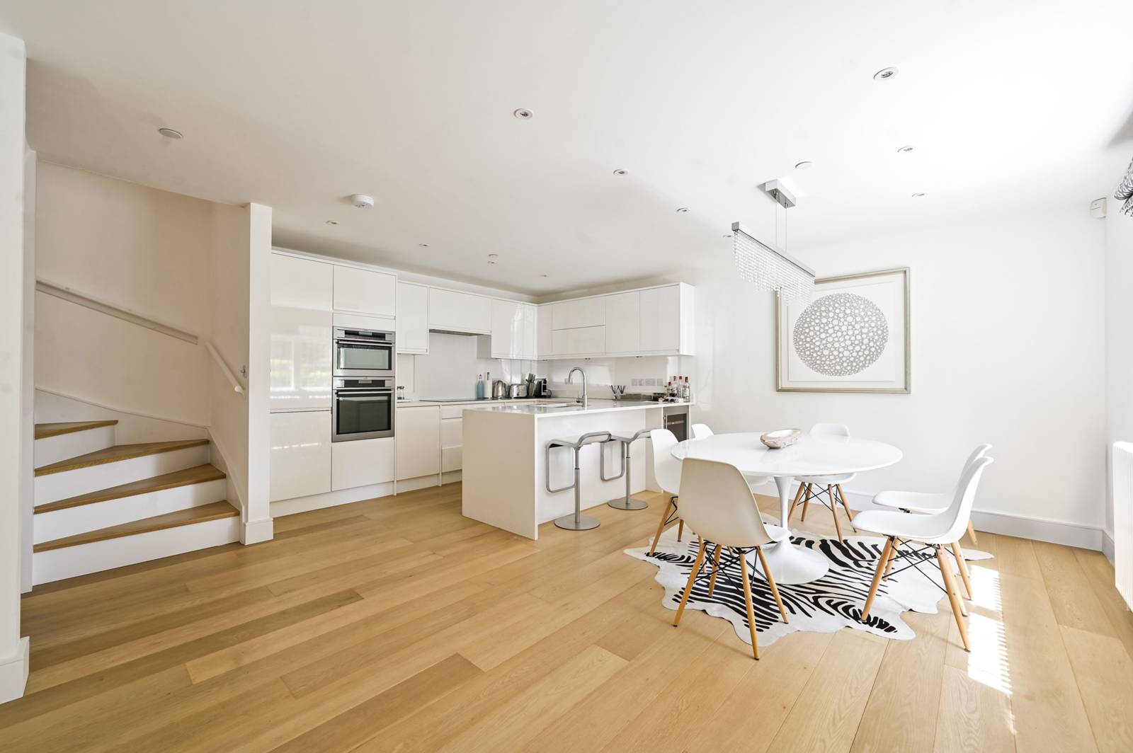 3 bedroom property for sale 0