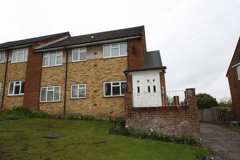 Free property report 149 Carver Hill Road, High HP11 2UQ Chimnie