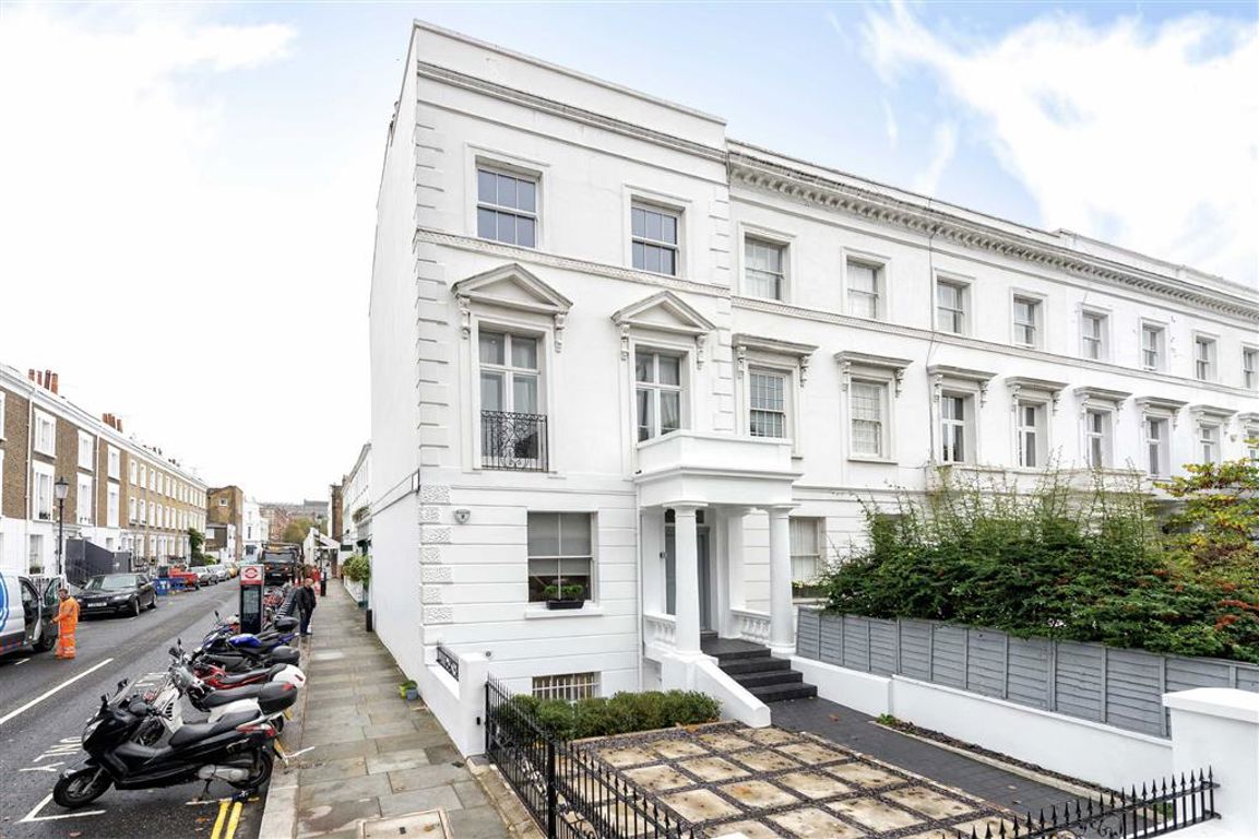 4 bedroom terraced house for sale 0