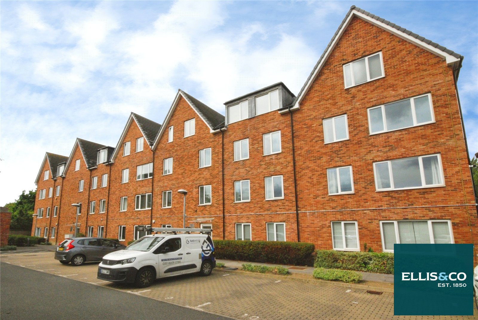 Flat 24,, Baldwin Court, Golders Green photo 4