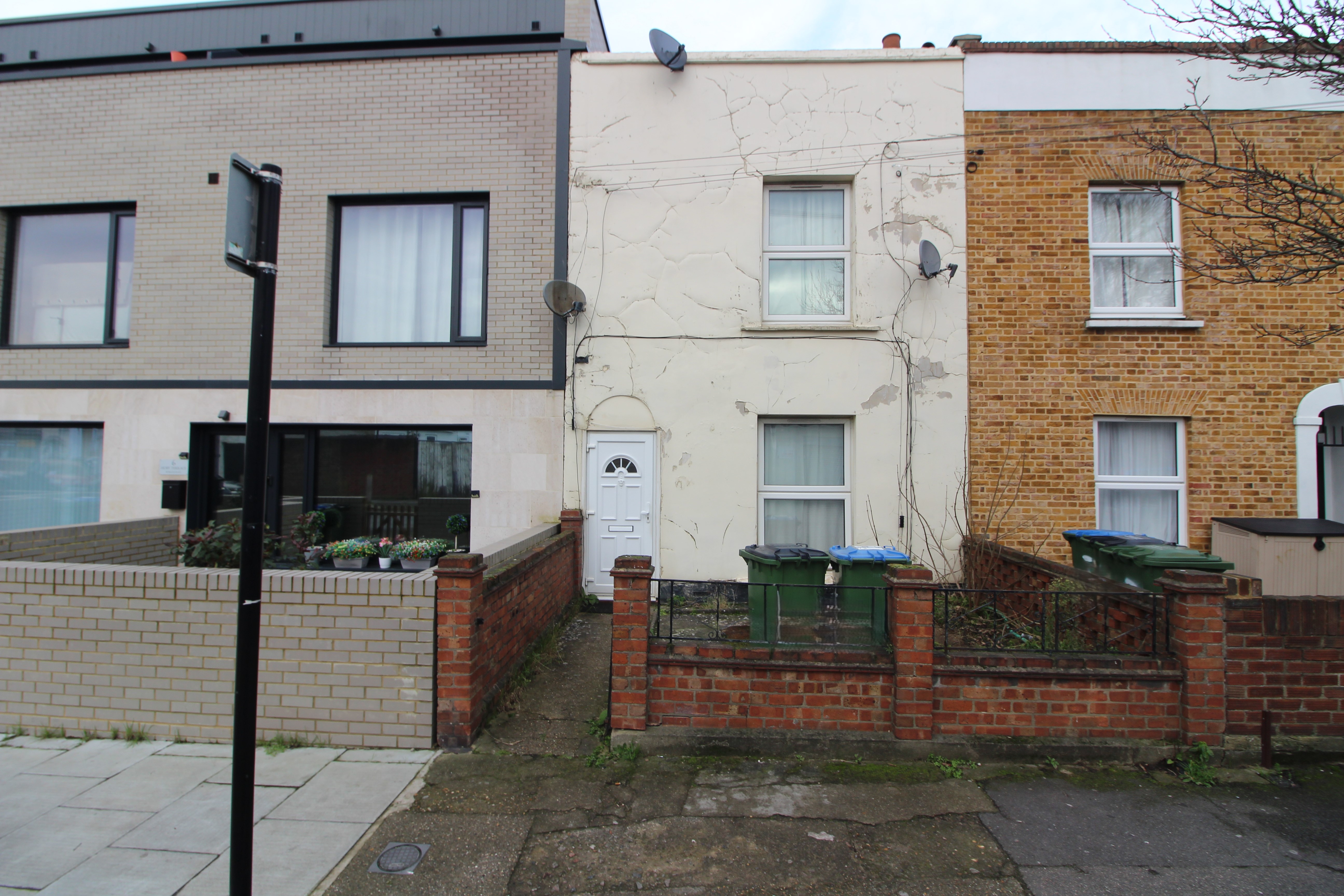  2,  Burrage Place, London photo 2
