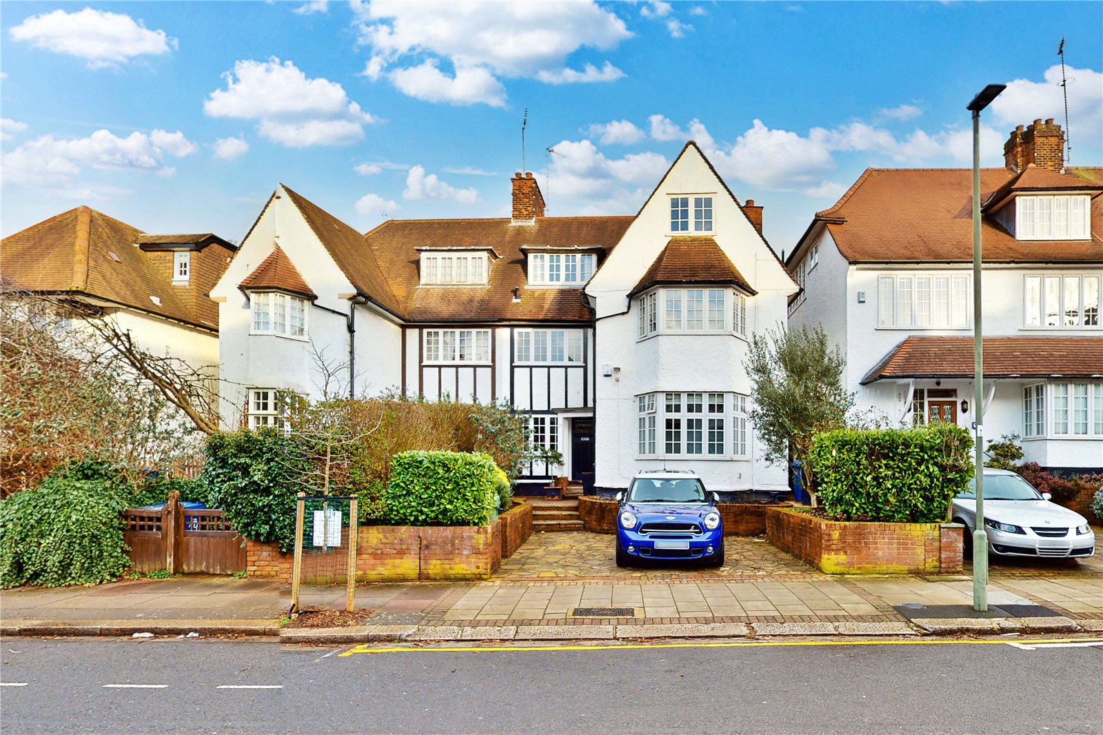 3 bedroom semi-detached house for sale in Rickmansworth
