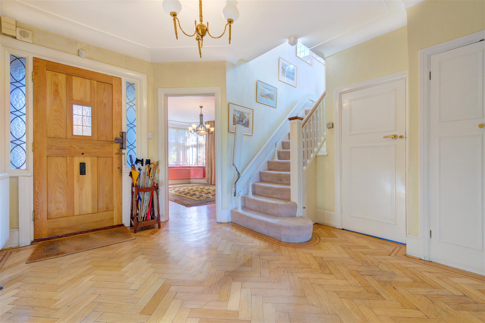 4 bedroom semi-detached house for sale 0