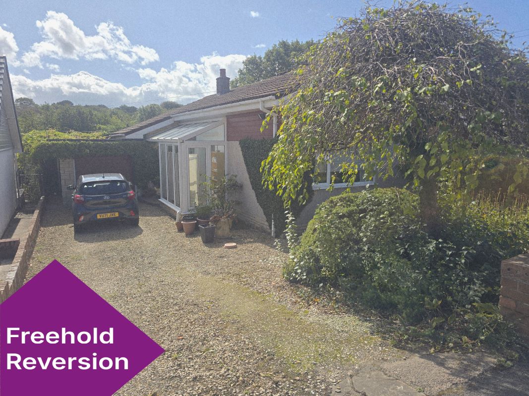 9 Laurel Drive, The Bryn, Blackwood photo 2