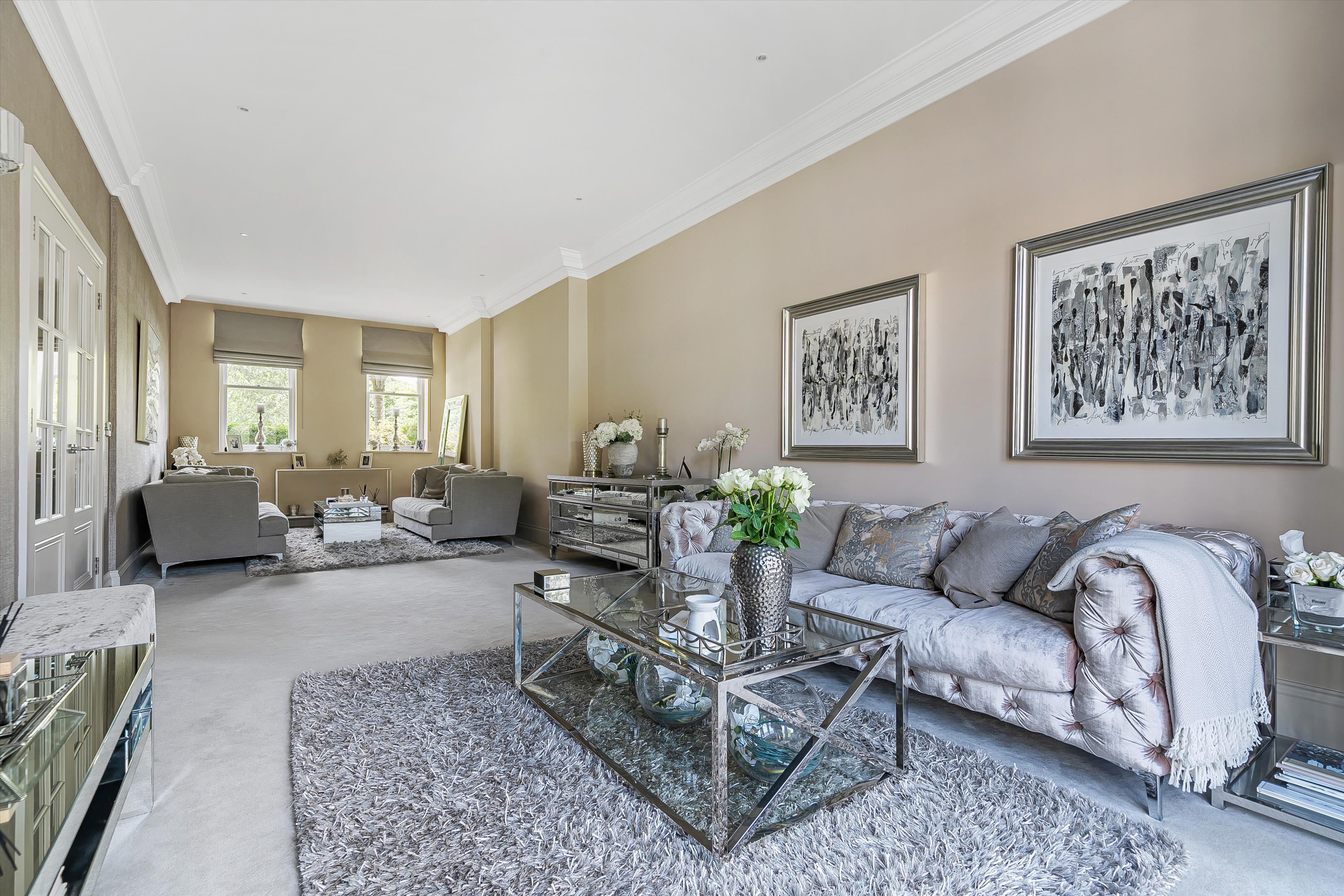 3 bedroom terraced house for sale 0