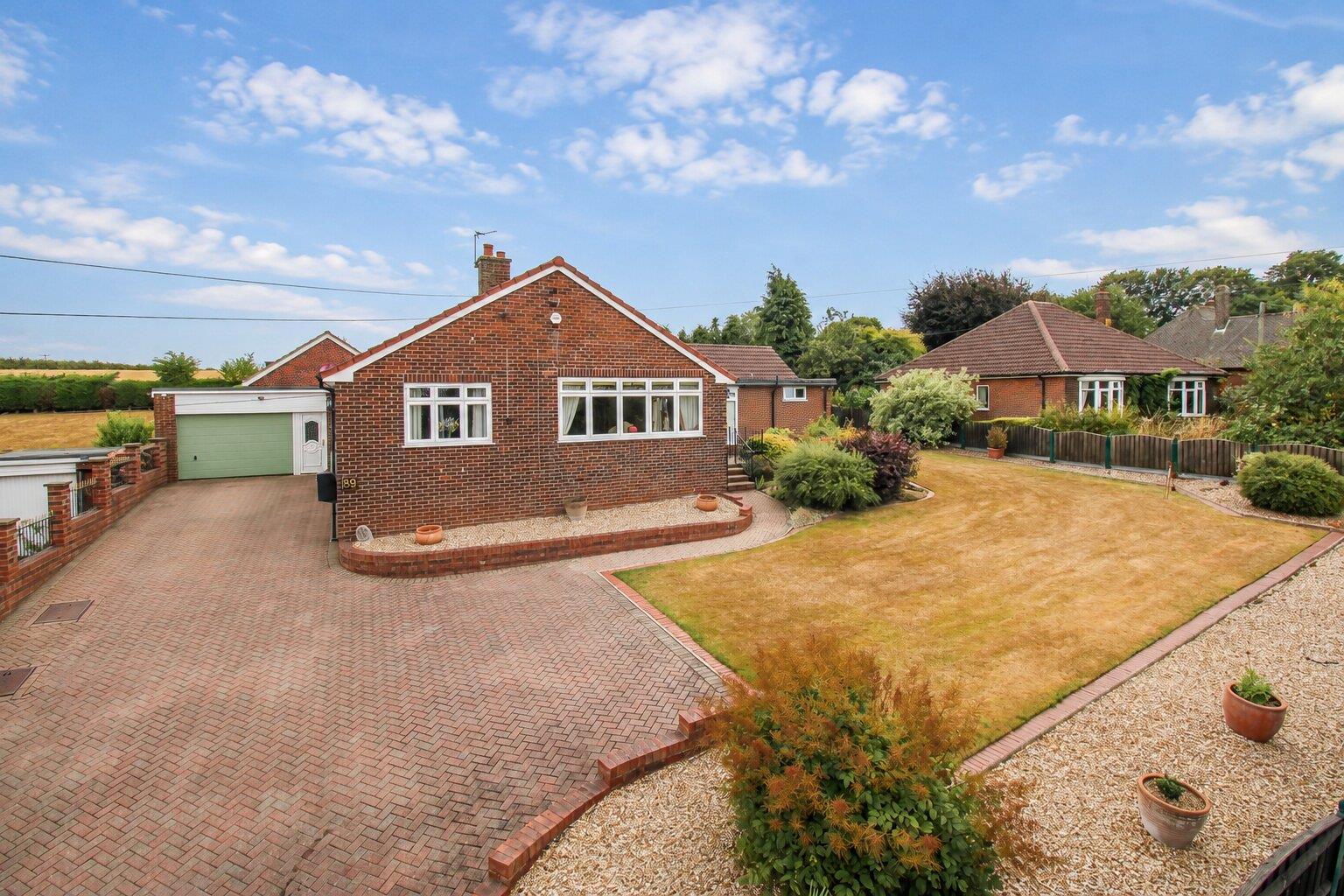 4 bed detached bungalow for sale