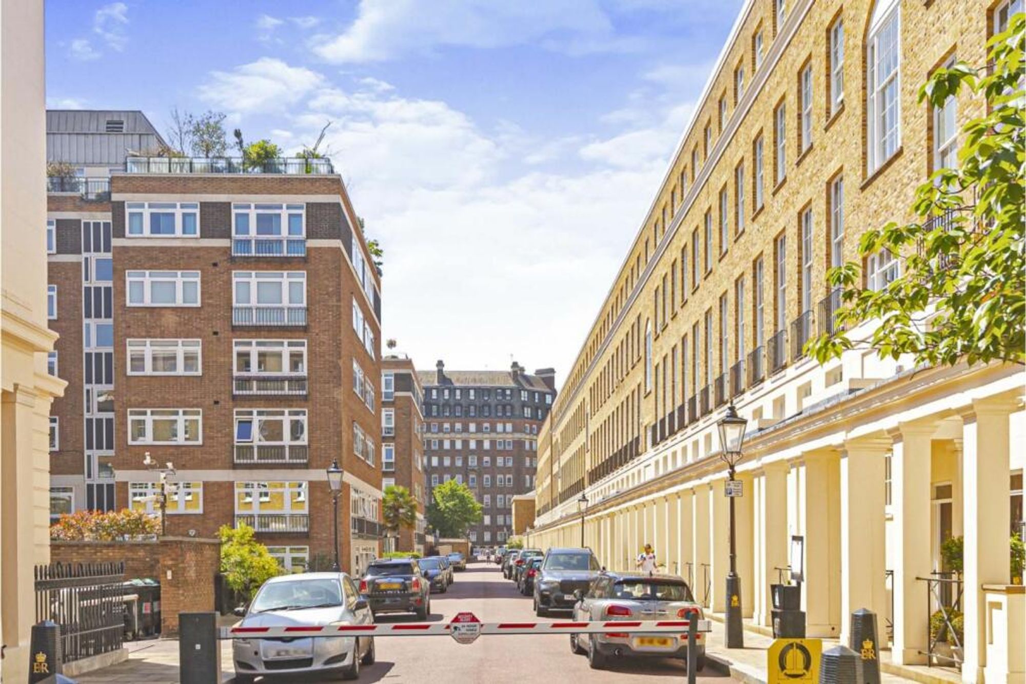 2 bedroom flat for sale 0