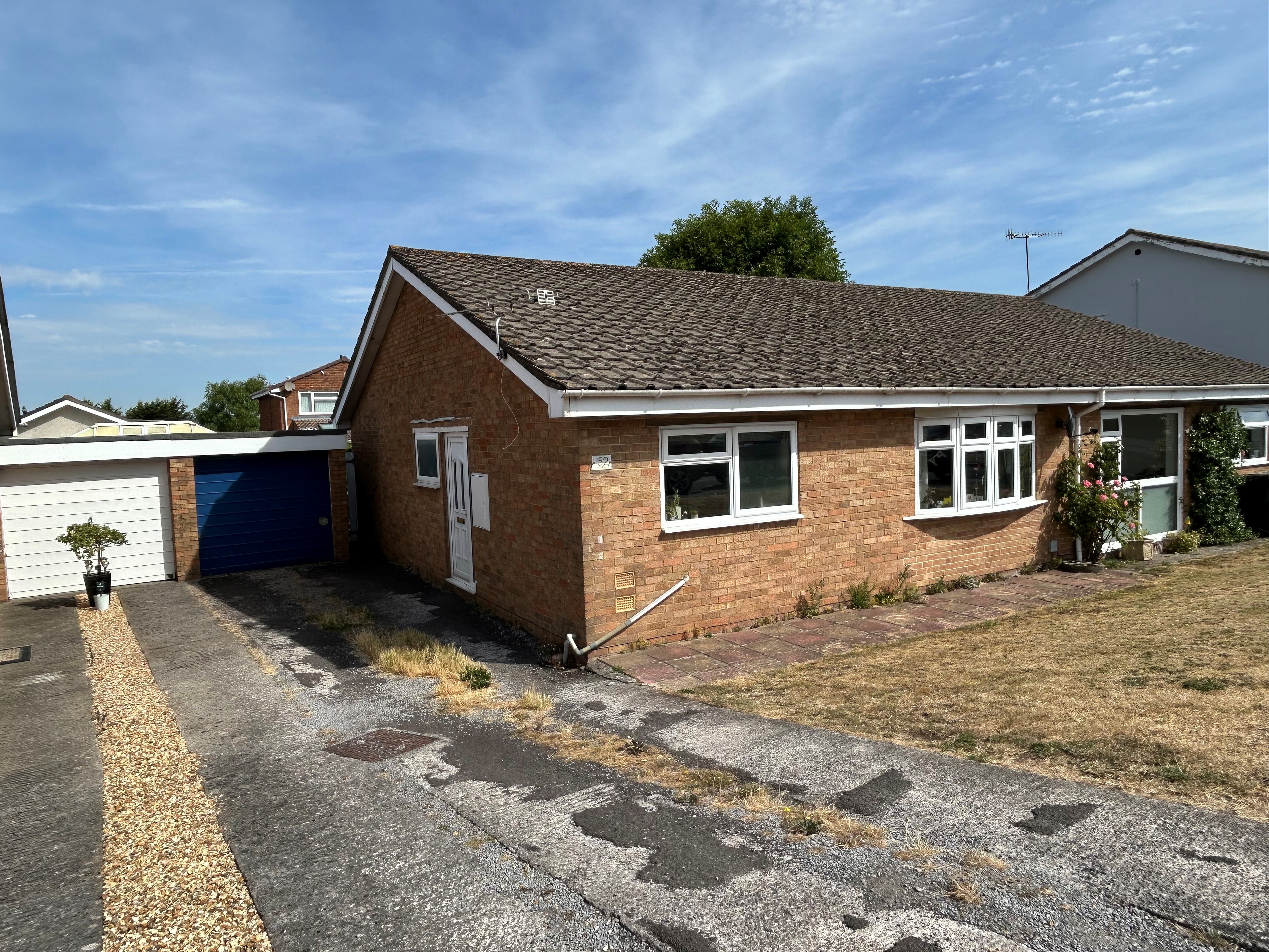52, Weston-super-Mare photo 2