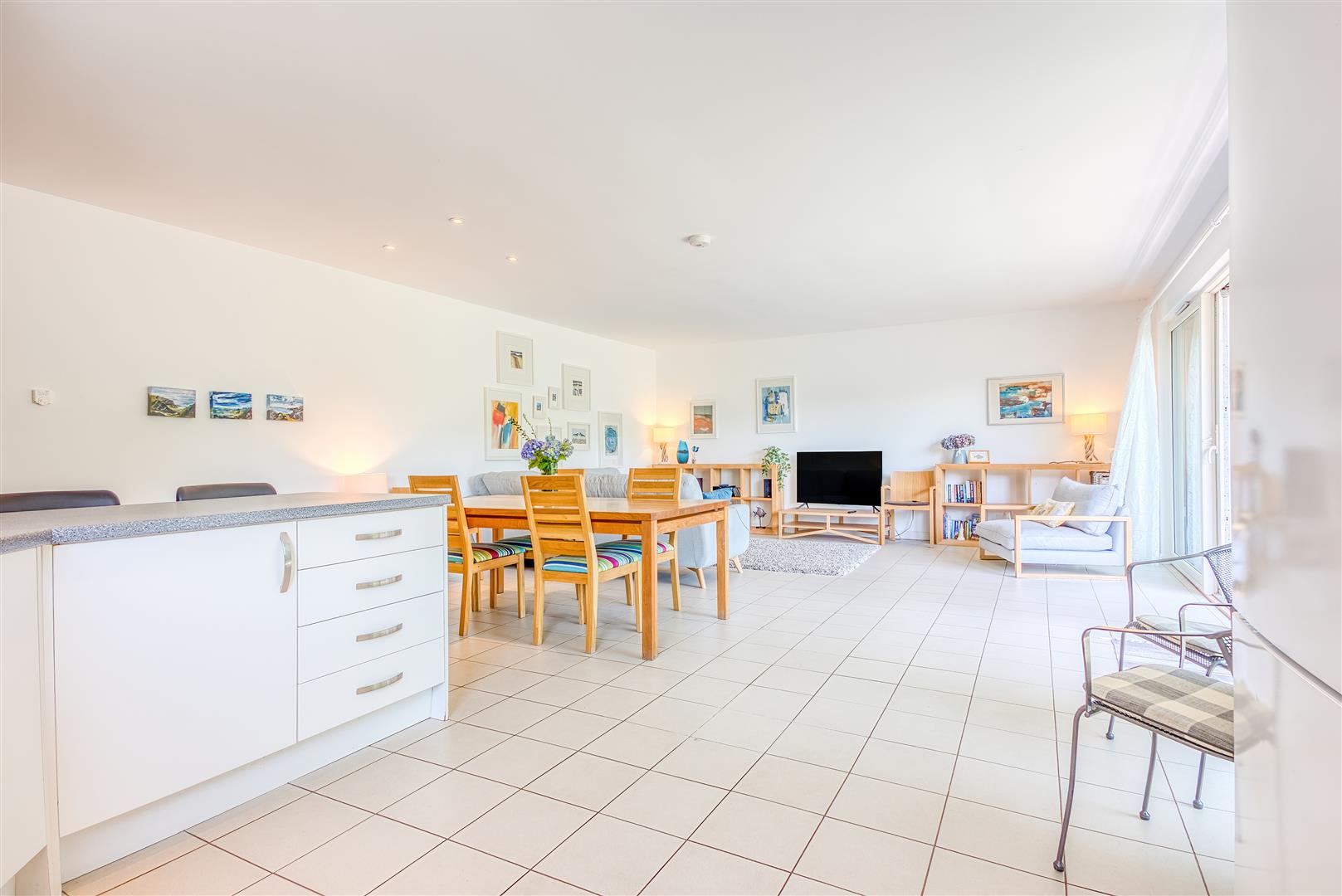 "Summerhaven", Strawberry Hill, Haverfordwest photo 3