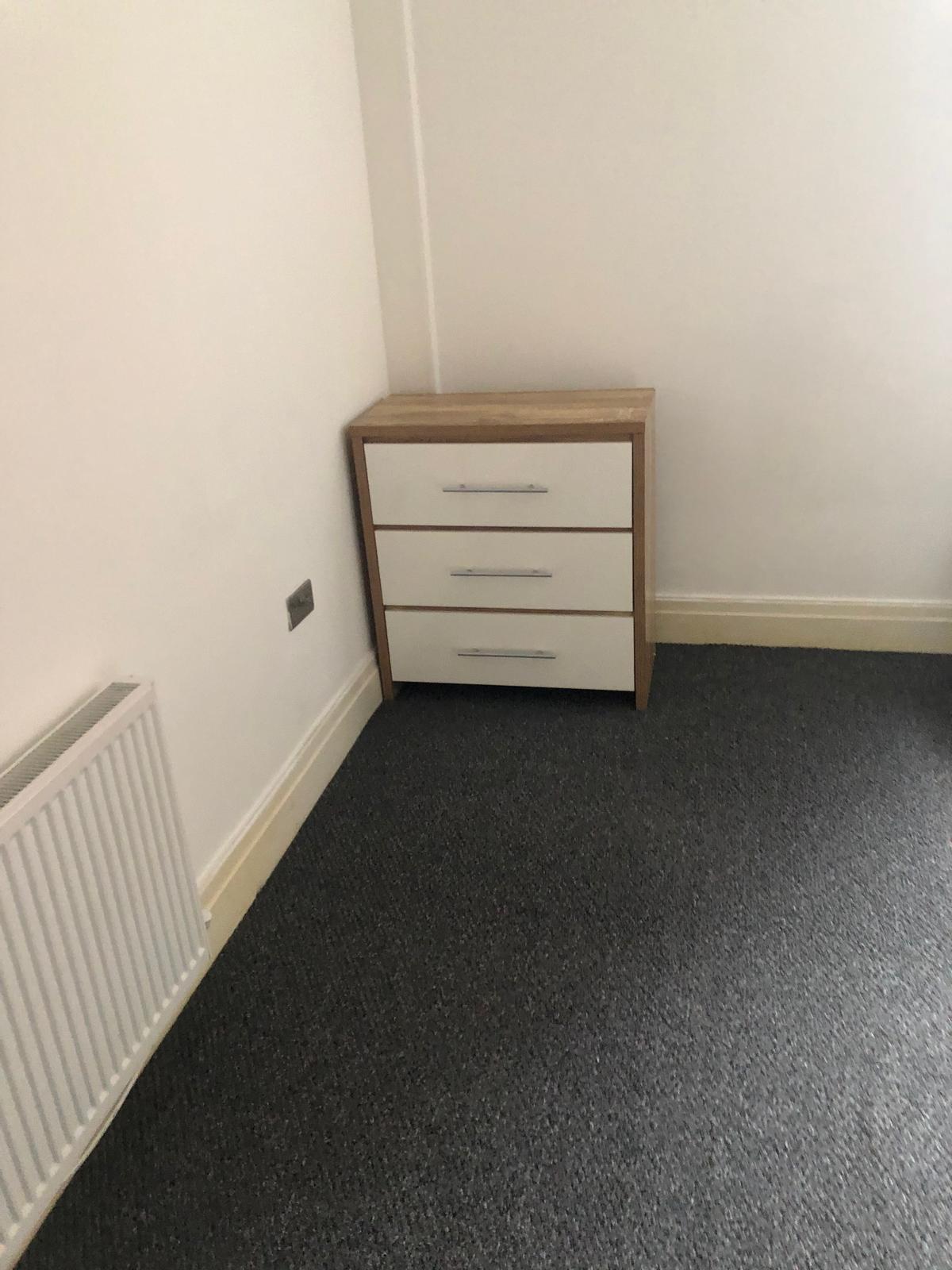 Studio 2, 135 Manchester Road, Swinton photo 4
