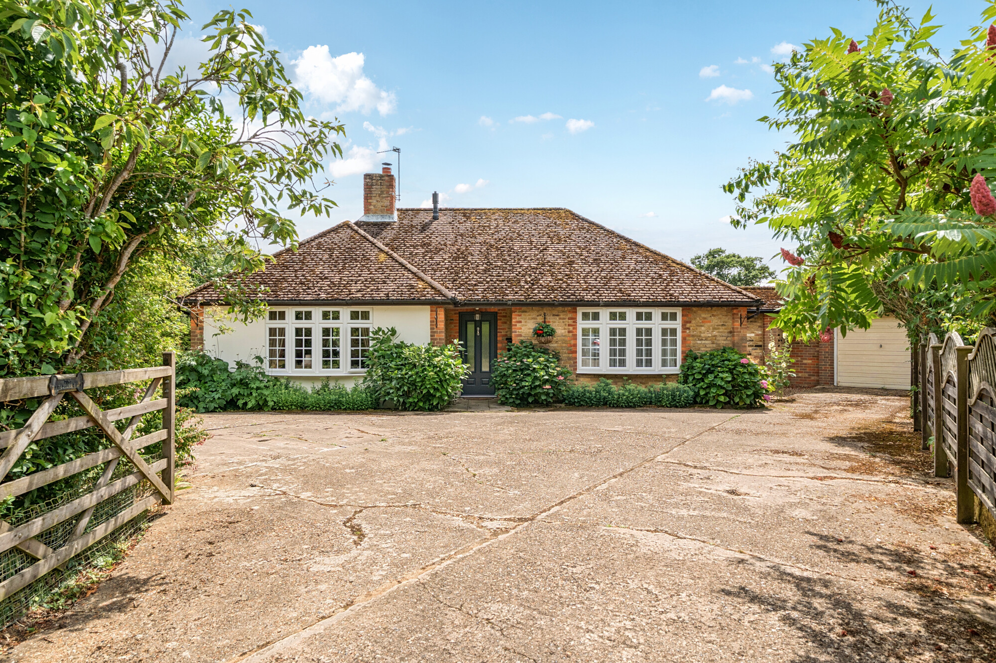 5 bedroom detached house for sale in Bromley